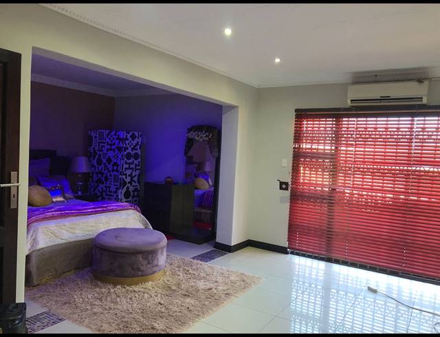 4 BEDROOM TOWNHOUSE FOR SALE IN RISIVILLE